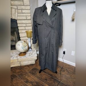 Vintage Heavy Duty London Fog Ladies Trench Coat Size 10